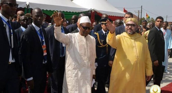 Le roi Mohammed VI et le président Alpha Condé visitent le chantier de construction du débarcadère de Téminitaye